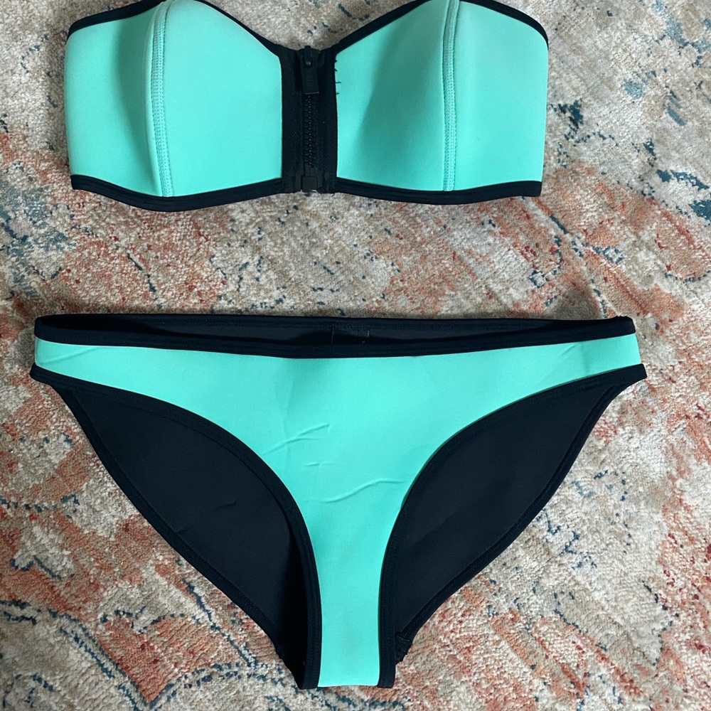 Triangl Bikini